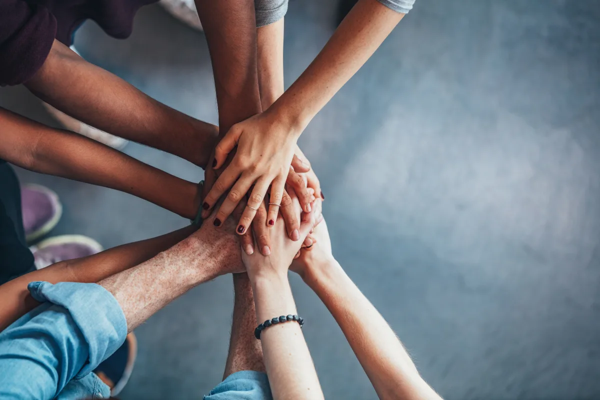 Teamwork, putting all hands in